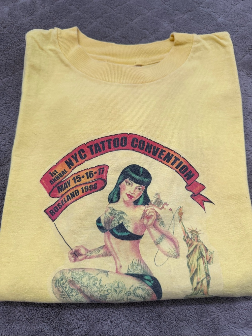 Super rare find Yellow 1998 NYC Tattoo Convention Graphic Tee